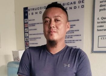 Detienen a conductor ebrio que amenazó a los agentes policiales que lo intervenían