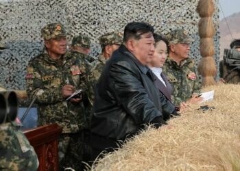 Kim Jong-un supervisó ejercicios militares y pidió al ejército norcoreano que se prepare para la guerra