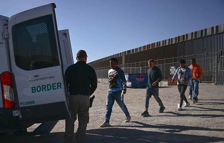 La Corte Suprema permite a Texas implementar su polémica ley de migración