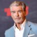 Multan a Pierce Brosnan por pasear por zonas termales del Parque Nacional de Yellowstone