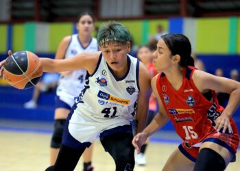 Santa Tecla consigue victoria contundente ante Santa Ana