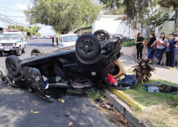 Accidente de tránsito deja un lesionado en San Salvador