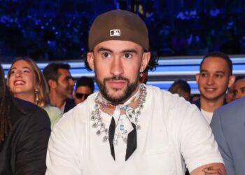 Bad Bunny demanda a un fanático por grabar sus conciertos