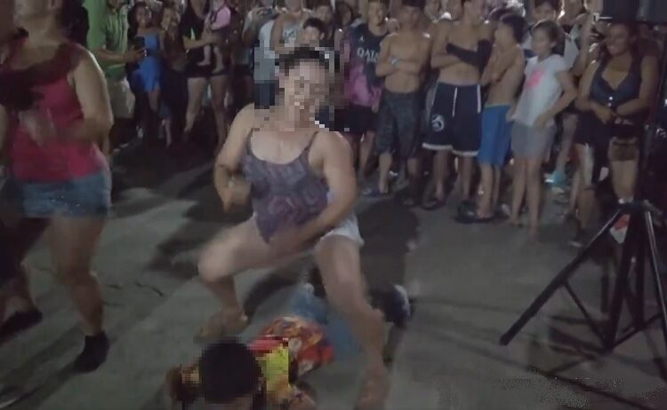 VIDEO | Alcalde de Santa Ana prohíbe bailes eróticos en balneario de Apanteos