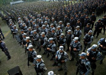 Cinco mil soldados y mil policías cercan esta noche varios municipios de Chalatenango en busca de pandilleros