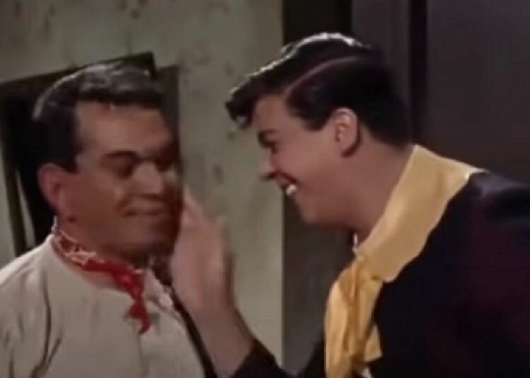 (VIDEO) ‘Chabelo’ y la curiosa anécdota de la cachetada que le dio a Cantinflas en la película ‘El Extra’ y casi le cuesta la carrera