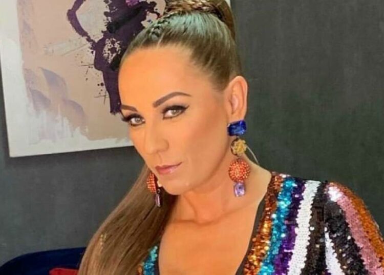 Hospitalizan de emergencia a Consuelo Duval y manda mensaje desde el hospital