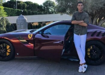 Cristiano Ronaldo sumó otro autos de lujo a su colección , esta vez es un Ferrari de más de 2 millones de dólares