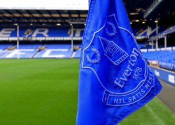 Controversia en la Premier League por la nueva decisión sobre Everton y la demora en la sanción al Manchester City