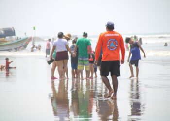 Entidades del Estado garantizan seguridad acuática de turistas nacionales y extranjeros