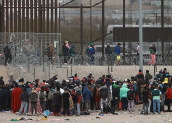 Una corte mantiene la suspensión de la ley «antimigrante» de Texas