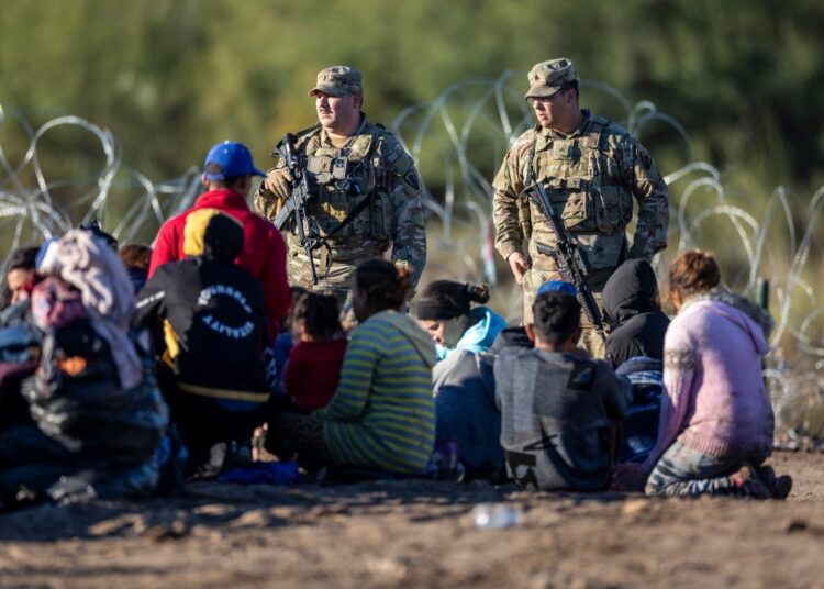 El Tribunal Supremo de Estados Unidos frena estricta ley de Texas contra la inmigración
