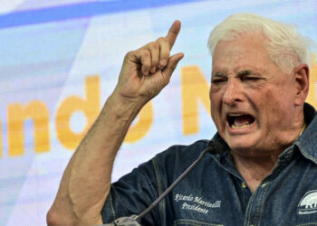 Expresidente Panamá Martinelli apela inhabilitación para elecciones de mayo