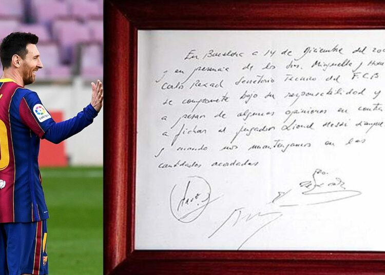 Será subastada la servilleta con la que Lionel Messi firmó con Barcelona