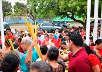 El gobierno nicaragüense desplegó miles de policías para evitar procesiones de Semana Santa