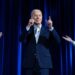 Obama, Clinton y celebridades ayudan a Biden a recaudar 26 millones de dólares para su campaña en una noche