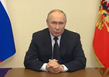 Vladimir Putin anunció que los cuatro atacantes de Moscú fueron detenidos y calificó el atentado como un “acto terrorista salvaje”