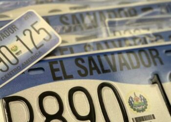 1.7 millones de vehículos se beneficiarán con la prórroga de vigencia de placas, afirma viceministro de Transporte