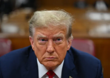 Avanza el juicio contra Donald Trump con los alegatos de la defensa y la fiscalía que lo acusa de 34 delitos contables