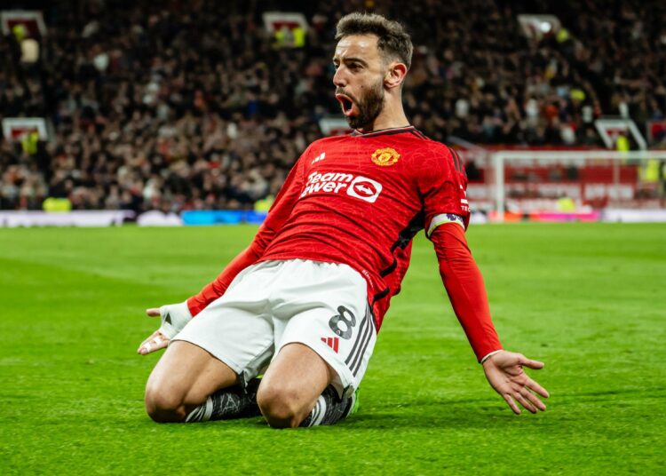 El Manchester United sigue en la pelea por los puestos europeos