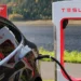 Las acciones de Tesla sufrieron una caída tras el anuncio que despedirá el 10% de sus empleados a nivel mundial