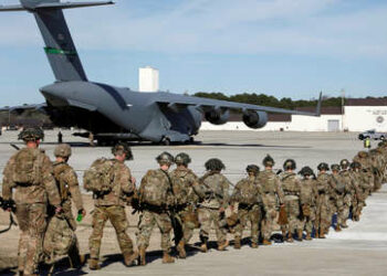 EE.UU. moviliza más tropas ante posible ataque iraní