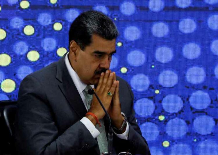 Estados Unidos restableció las sanciones contra el petróleo y el gas de Venezuela