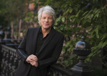 ¿Bon Jovi podría dejar los escenarios por un padecimiento que le impide cantar