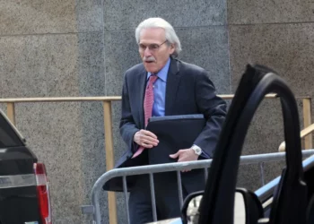 El ex editor de un tabloide reveló que ocultó información negativa sobre Trump durante su campaña presidencial del 2016