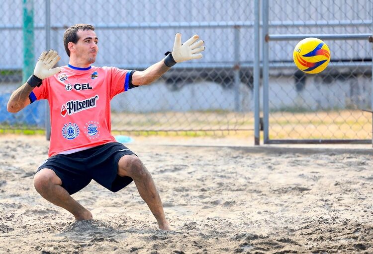 Apulo buscará conquistar la LFP con refuerzo argentino