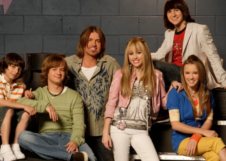 Irreconocibles: El elenco de la exitosa serie “Hannah Montana” 18 años después
