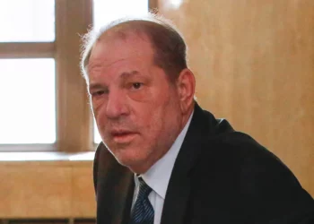 Anularon la condena de Harvey Weinstein por violación: un tribunal de Nueva York ordenó nuevo juicio