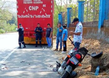 Fuerte accidente dejó a un menor de edad gravemente lesionado