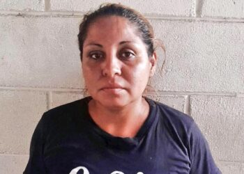 Mujer atacó a su pareja por una discusión por celos en Ahuachapán
