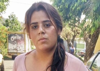 Capturan a mujer que presumía su pertenencia a las pandillas