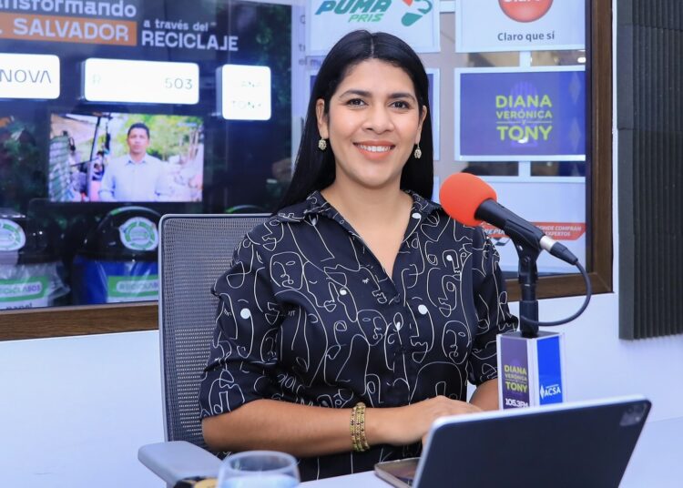 Elisa Rosales afirma que nueva ley garantiza un traspaso de autoridades municipales transparentes