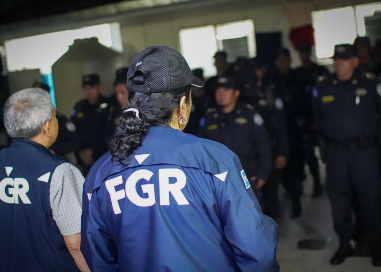 Fiscalía giró 14 órdenes de captura contra personas acusadas de estafa