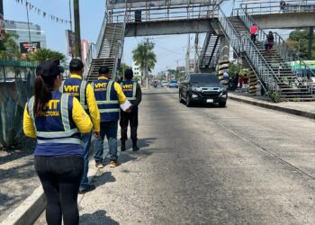 Conductor recibe varias multas por incumplir cinco reglas de tránsito