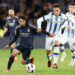 Real Madrid impone su pegada ante la Real Sociedad