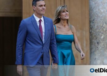 El presidente del Gobierno español Pedro Sánchez evaluará su continuidad en el Gobierno tras denuncia contra su esposa