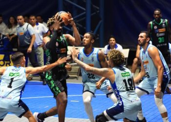 Metapán le robó el invicto a San Salvador en la LMB