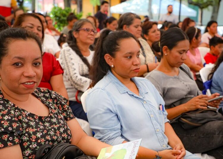 Gobierno impulsa proyectos de empoderamiento económico para las mujeres