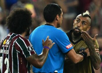 Tenso cruce entre Arturo Vidal y Marcelo por Copa Libertadores