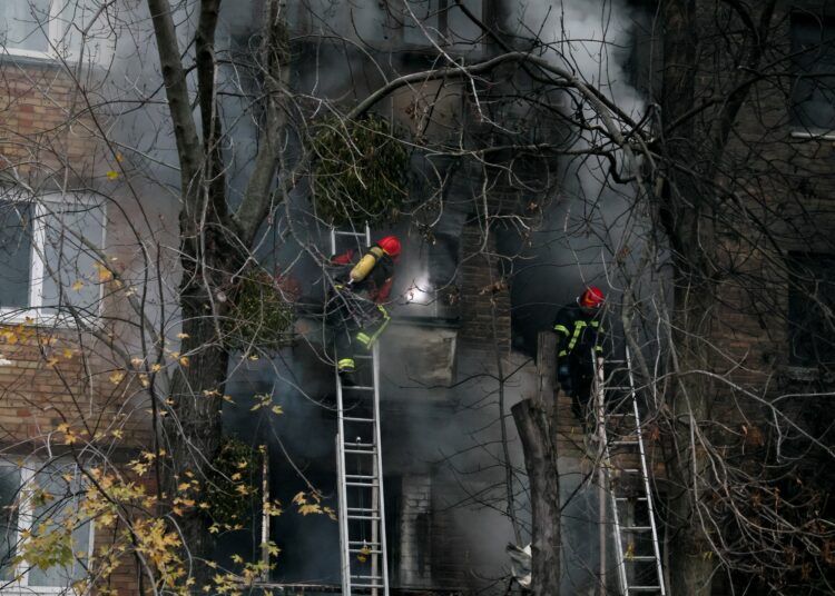 Al menos diez muertos en bombardeo ruso contra Chernígov