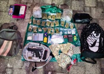 Capturan a dos distribuidores de droga al detalle que operaban en zonas exclusivas de Santa Elena