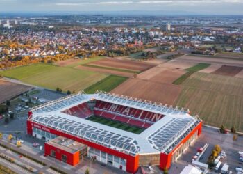 Encontraron una bomba de la Segunda Guerra Mundial en el estadio del Mainz de Alemania