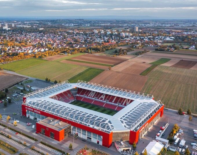 Encontraron una bomba de la Segunda Guerra Mundial en el estadio del Mainz de Alemania
