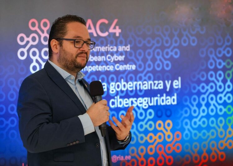 Gobierno intercambia experiencias en materia de ciberseguridad con especialistas de la Unión europea