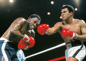 Subastan en una cifra millonaria la calzoneta que usó Muhammad Ali en la pelea con Joe Frazier en Manila