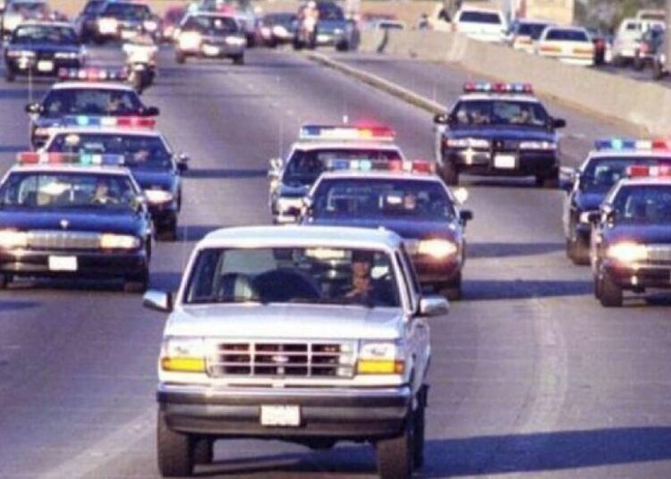 (VIDEO) La persecución policial a O.J. Simpson en vivo que tuvo en vilo a Estados Unidos
